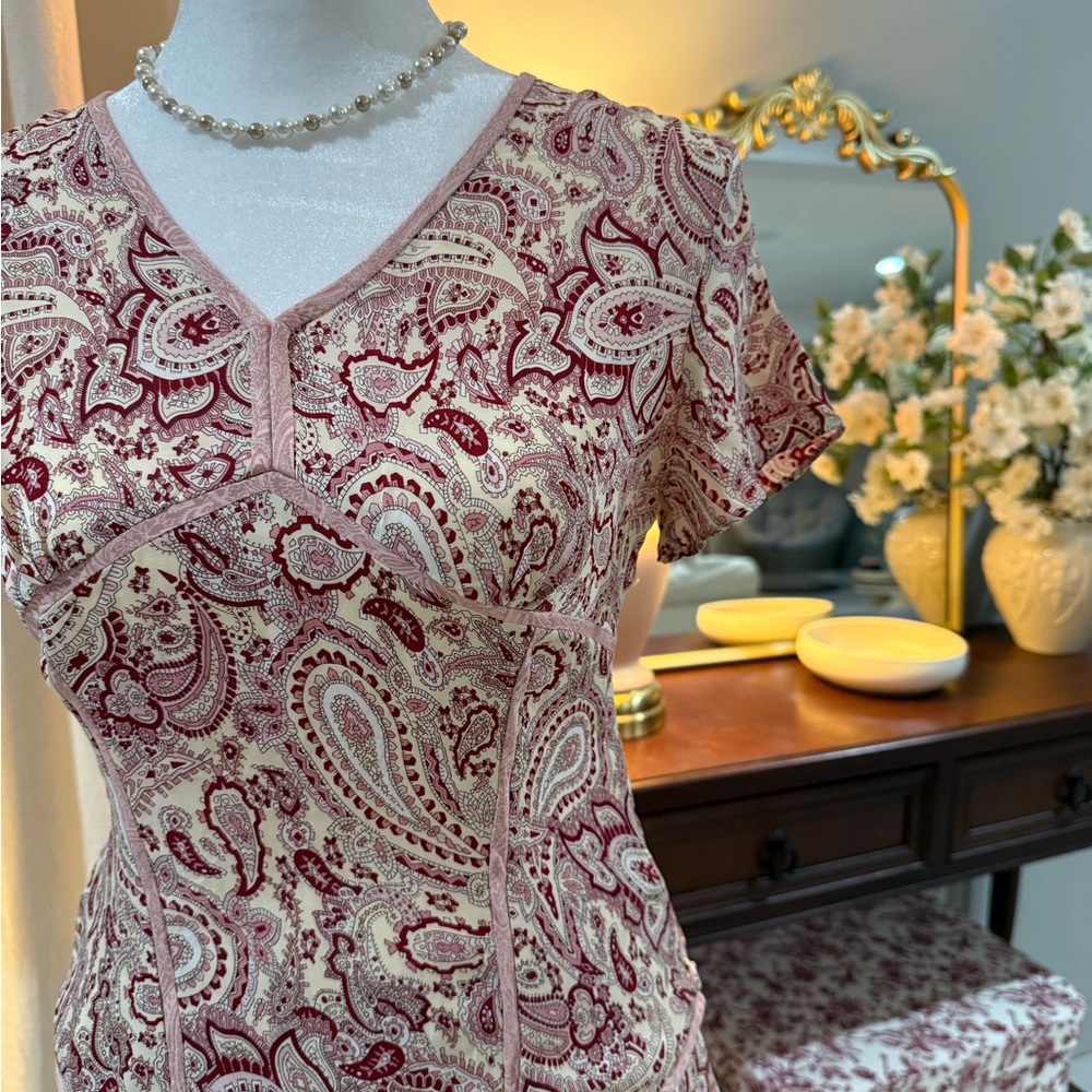 Petite Sophisticate Pink Paisley Skirt Set - Picture 2 of 6